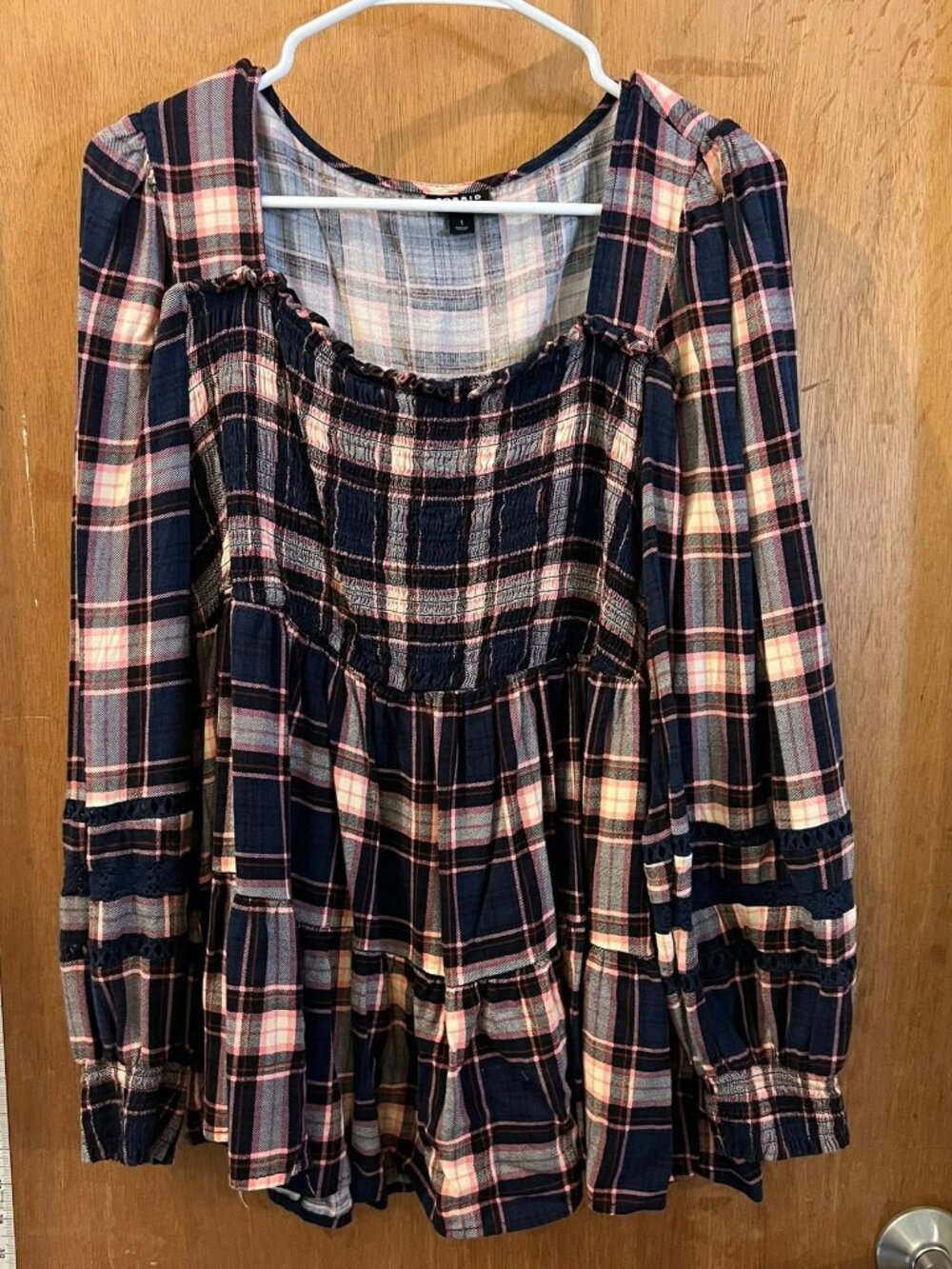 🐻Size 1(1X) - Torrid - Multi-Colored Long Sleeve Baby-Doll Pullover